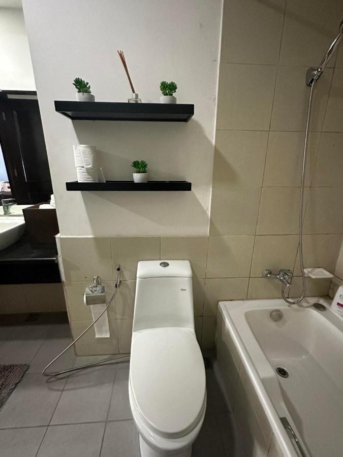 Suites De Marina Manila With Netflix Exteriér fotografie