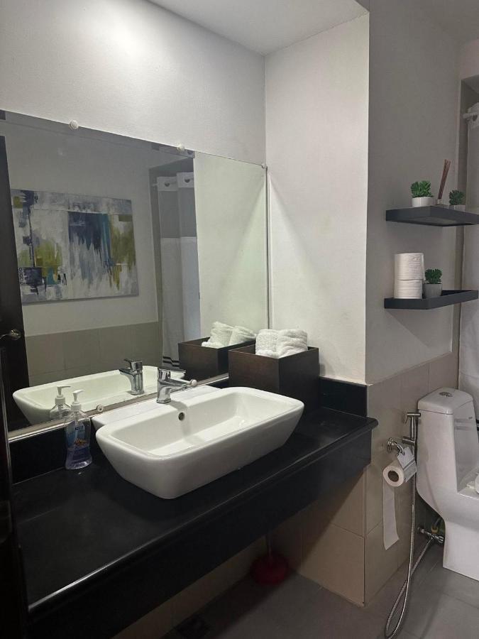 Suites De Marina Manila With Netflix Exteriér fotografie